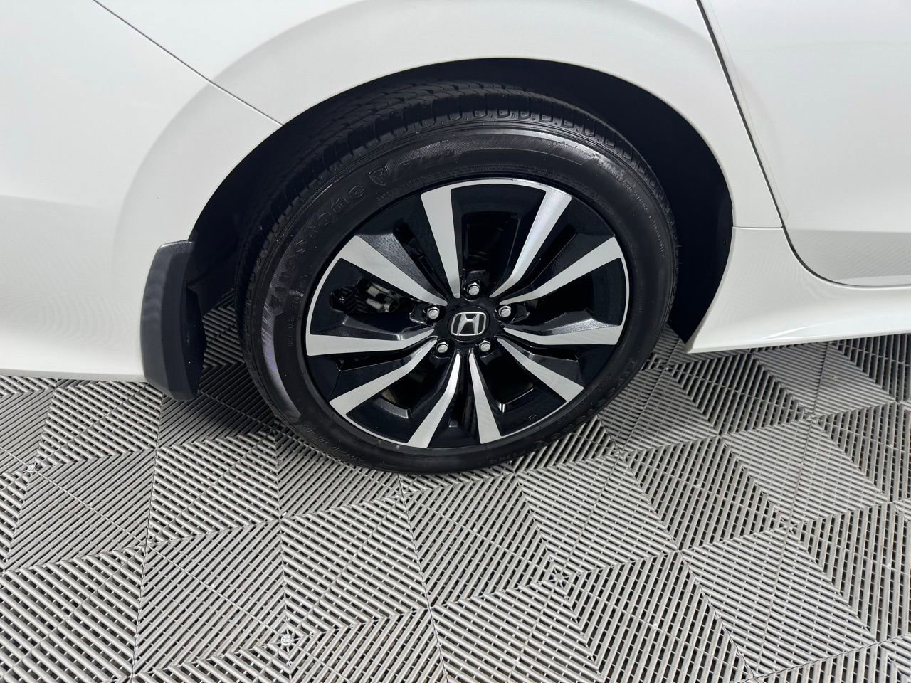 Used 2024 Honda Civic EX image 33