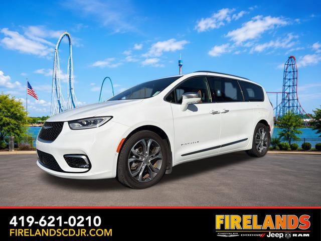 Used 2022 Chrysler Pacifica Pinnacle