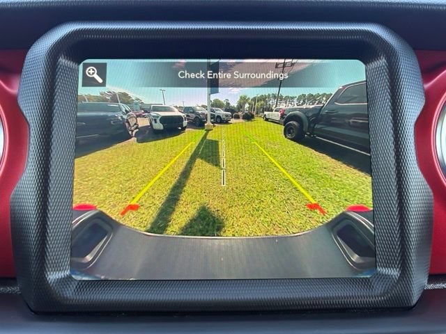 Used 2022 Jeep Gladiator Rubicon w/ Cold Weather Group AWD/4WD image 20