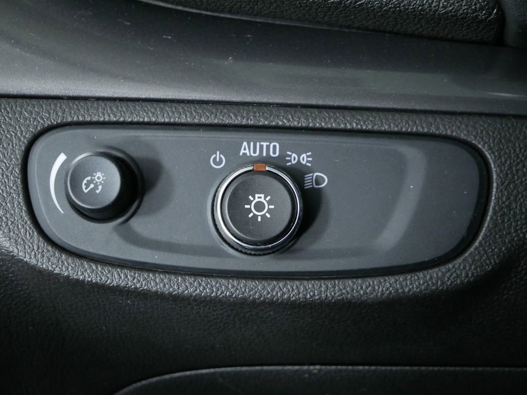 Used 2017 Buick Encore Preferred image 24