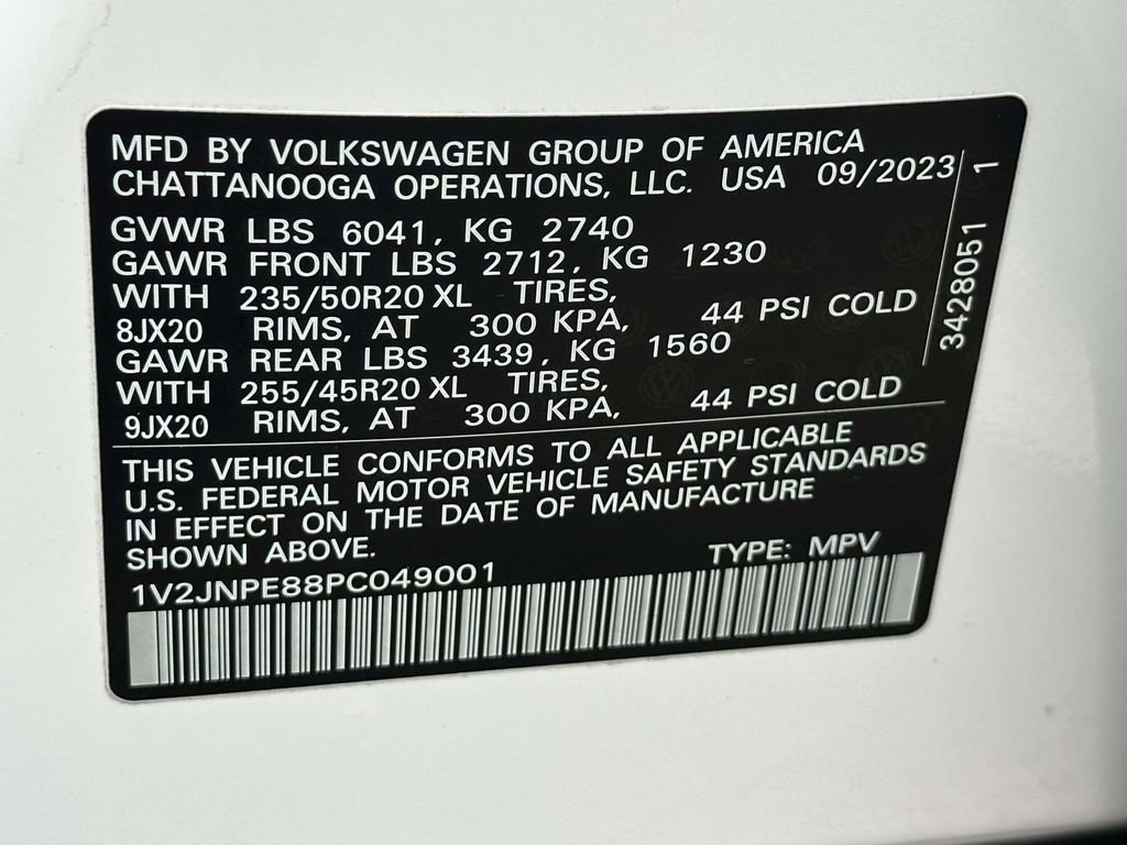 Used 2023 Volkswagen ID.4 Pro S Plus image 25