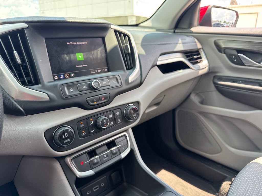 Used 2024 GMC Terrain SLE w/ Driver Convenience Package FWD image 23