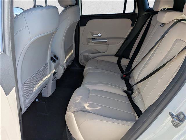 Certified 2025 Mercedes-Benz GLA 250 4MATIC image 21