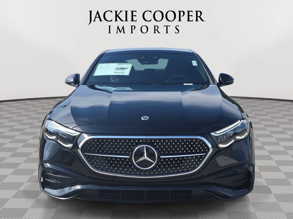 New 2026 Mercedes-Benz E 350 4MATIC Sedan image 2