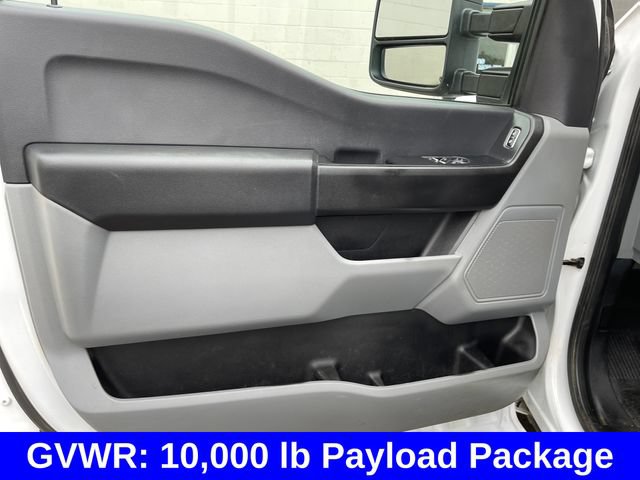 Used 2023 Ford F250 XL w/ Snow Plow/Camper Package AWD/4WD image 10