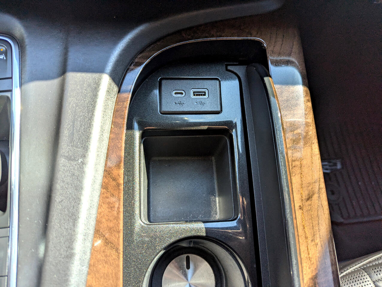 Used 2022 Cadillac Escalade ESV Sport Platinum image 27