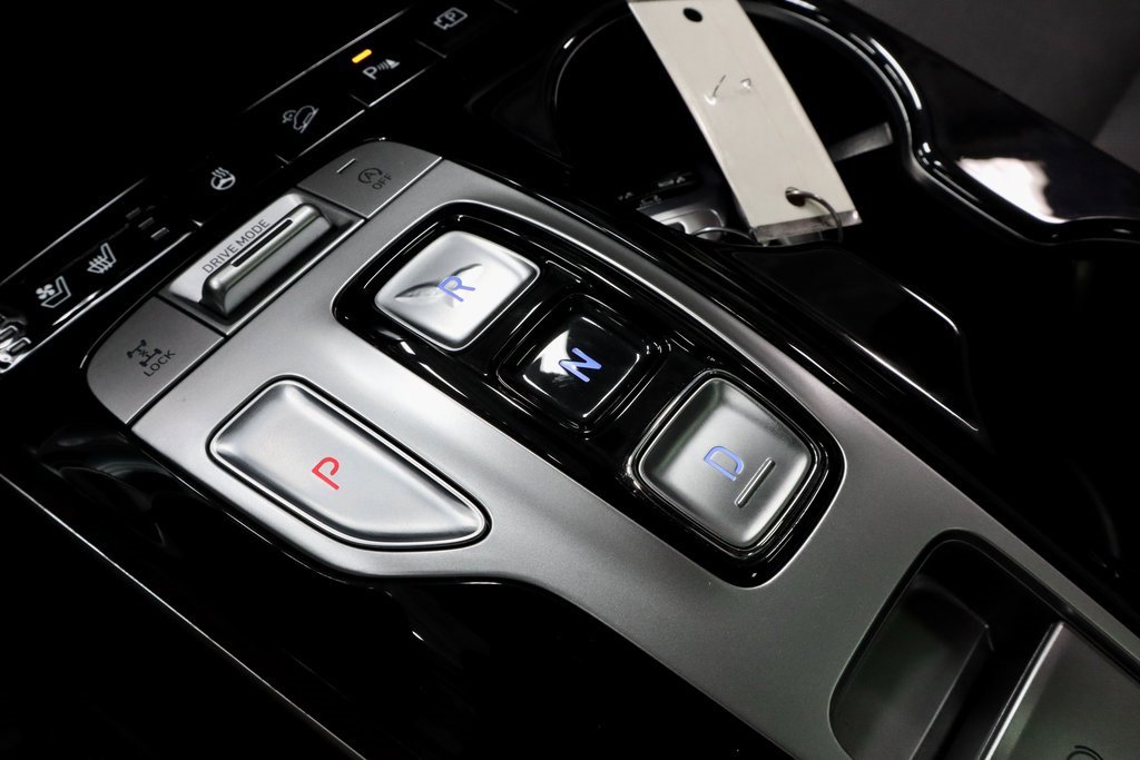 Used 2024 Hyundai Tucson Limited image 32