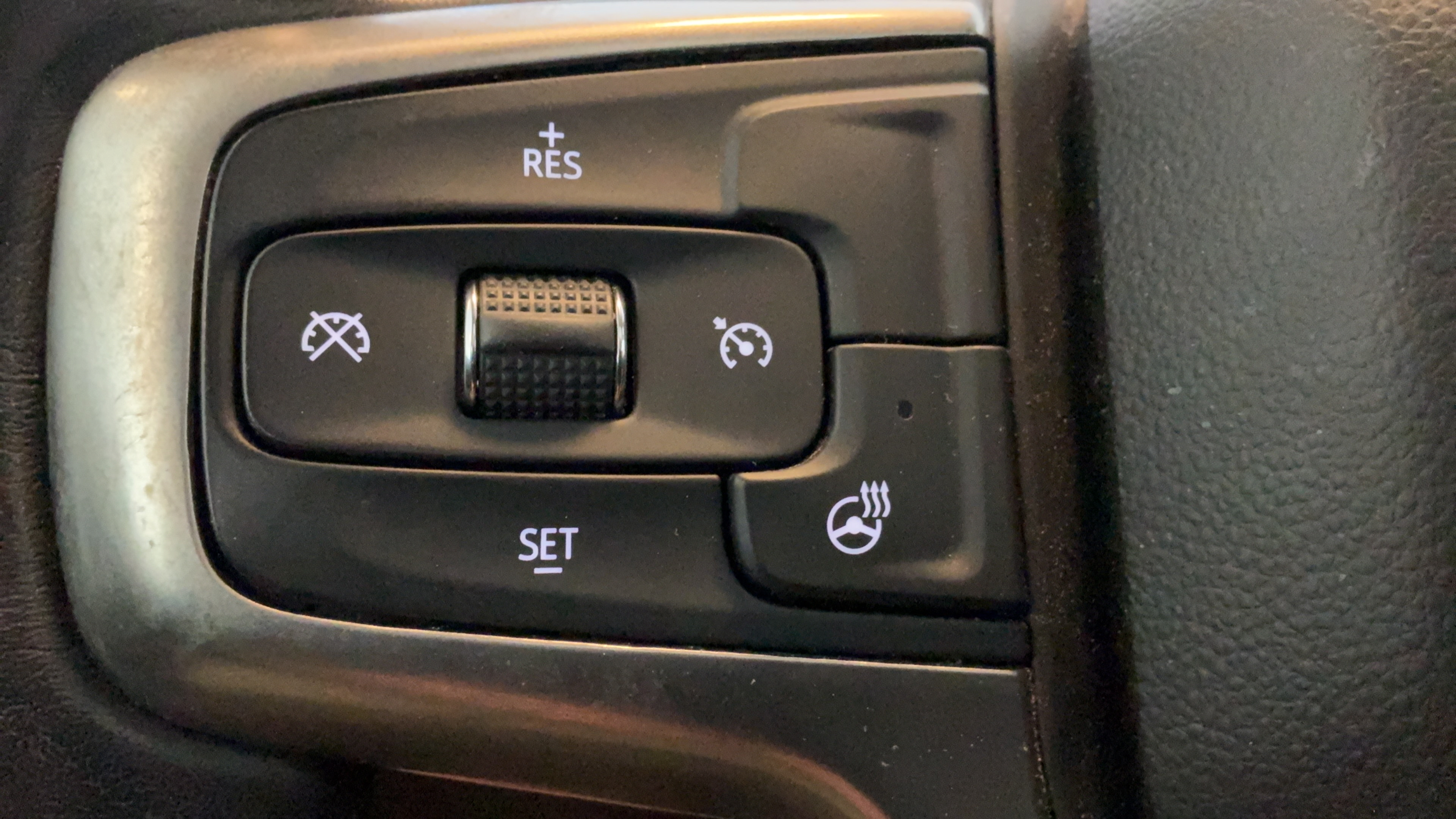 Used 2022 Chevrolet Silverado 1500 LT Trail Boss w/ Convenience Package II AWD/4WD image 15