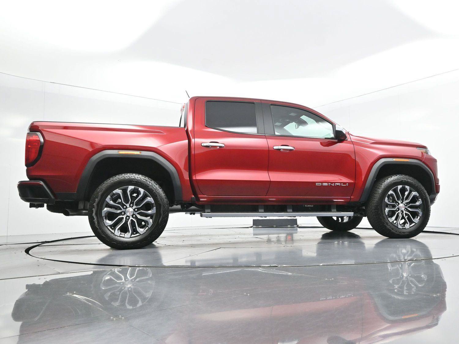 Used 2026 GMC Canyon Denali AWD/4WD image 53