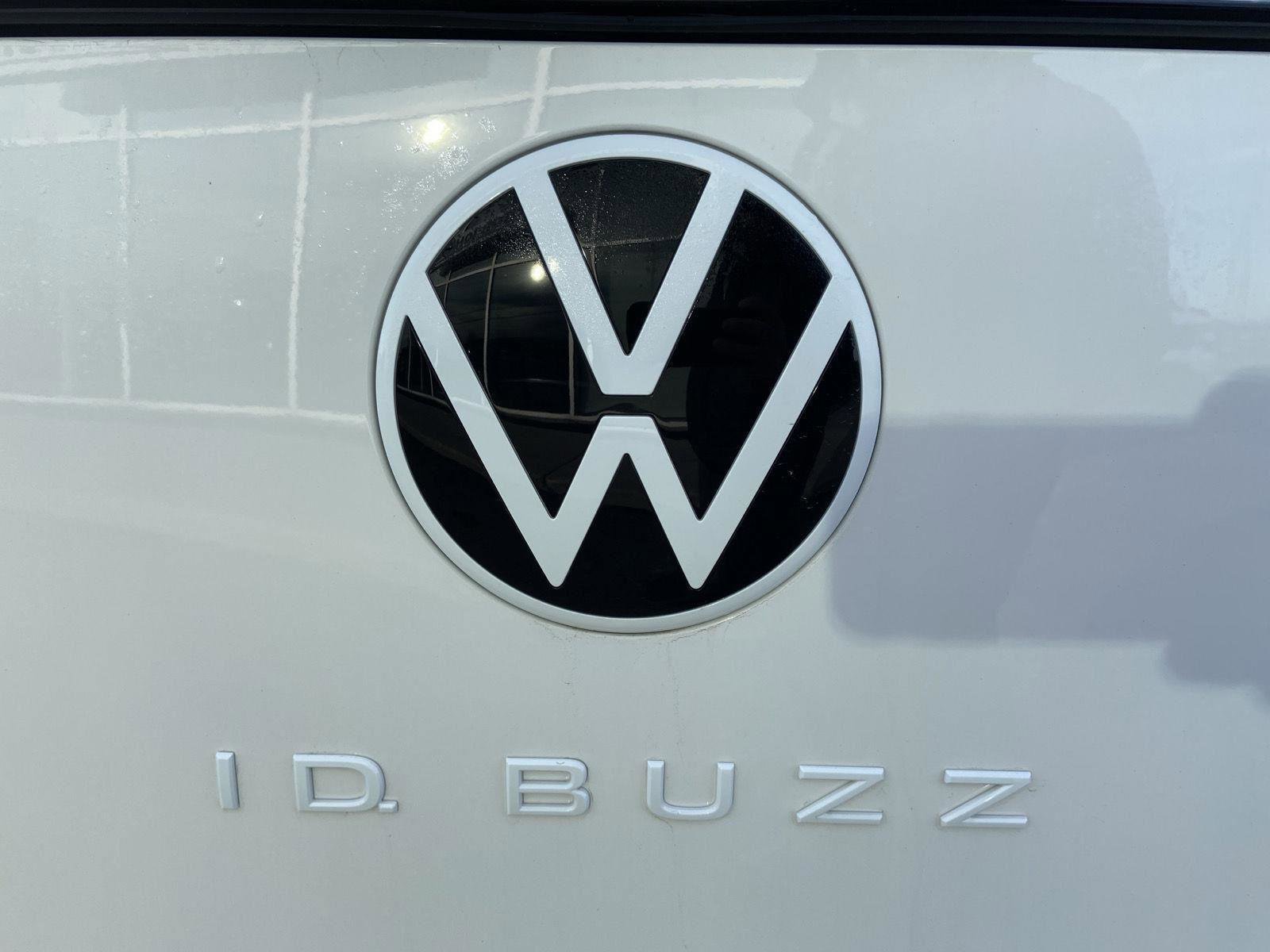 New 2025 Volkswagen ID. Buzz Pro S image 35