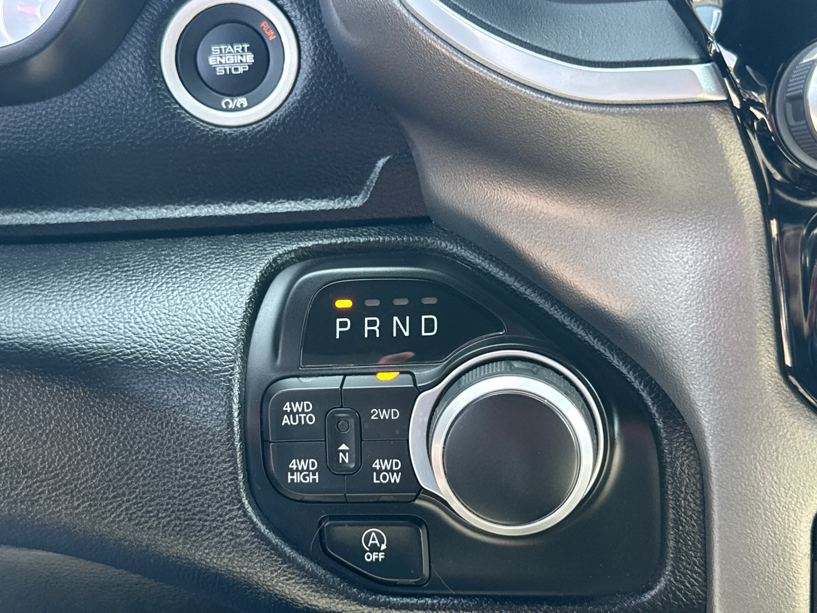 Used 2022 RAM 1500 Big Horn AWD/4WD image 15