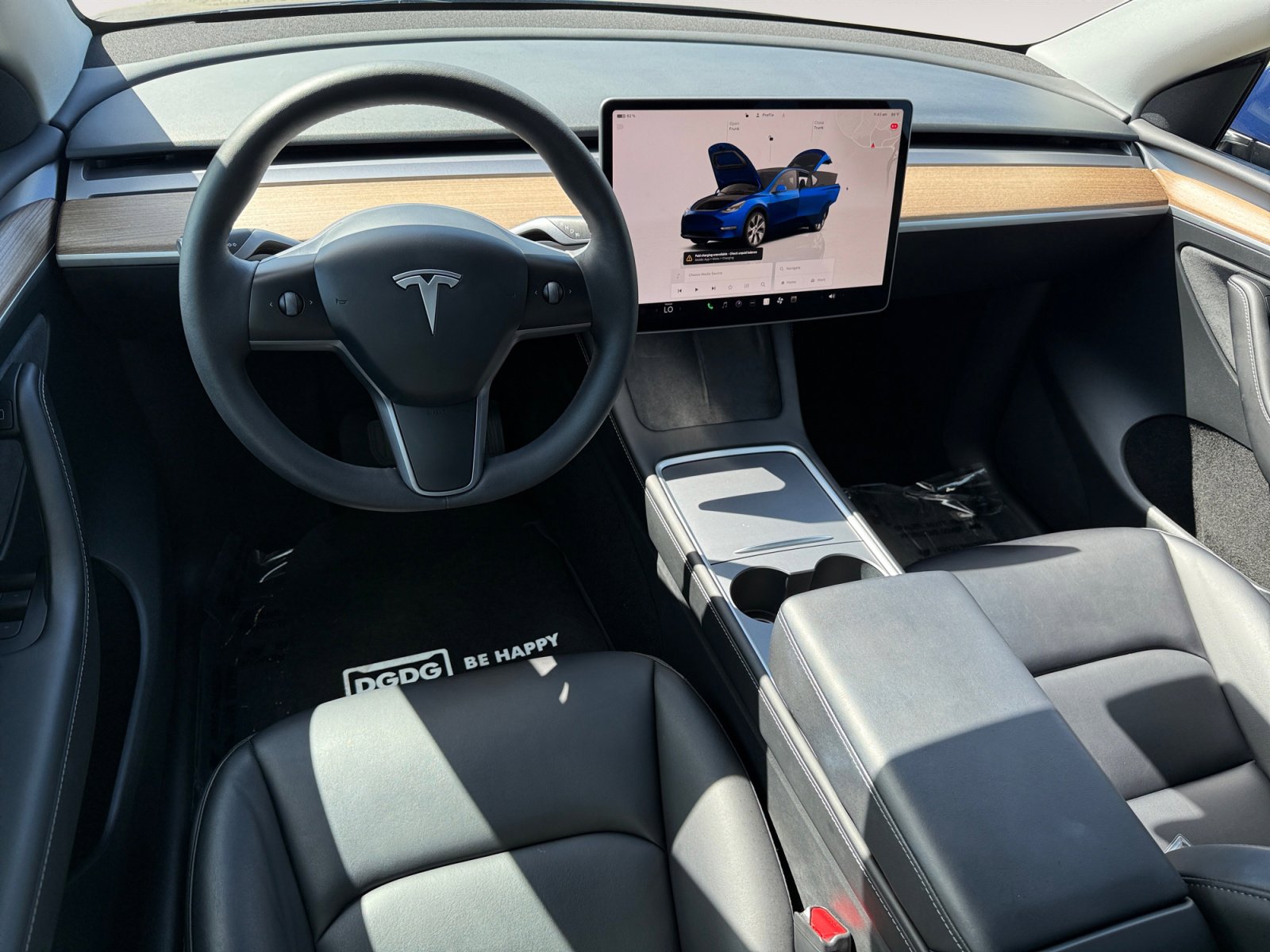 Used 2023 Tesla Model Y Long Range image 15