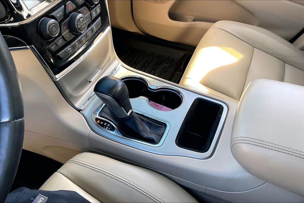 Used 2020 Jeep Grand Cherokee Limited image 17