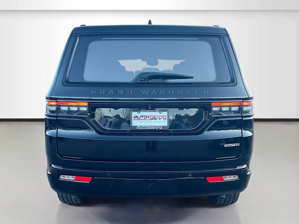 Used 2024 Jeep Grand Wagoneer Series III w/ Rear Seat Video Group 1 AWD/4WD image 6