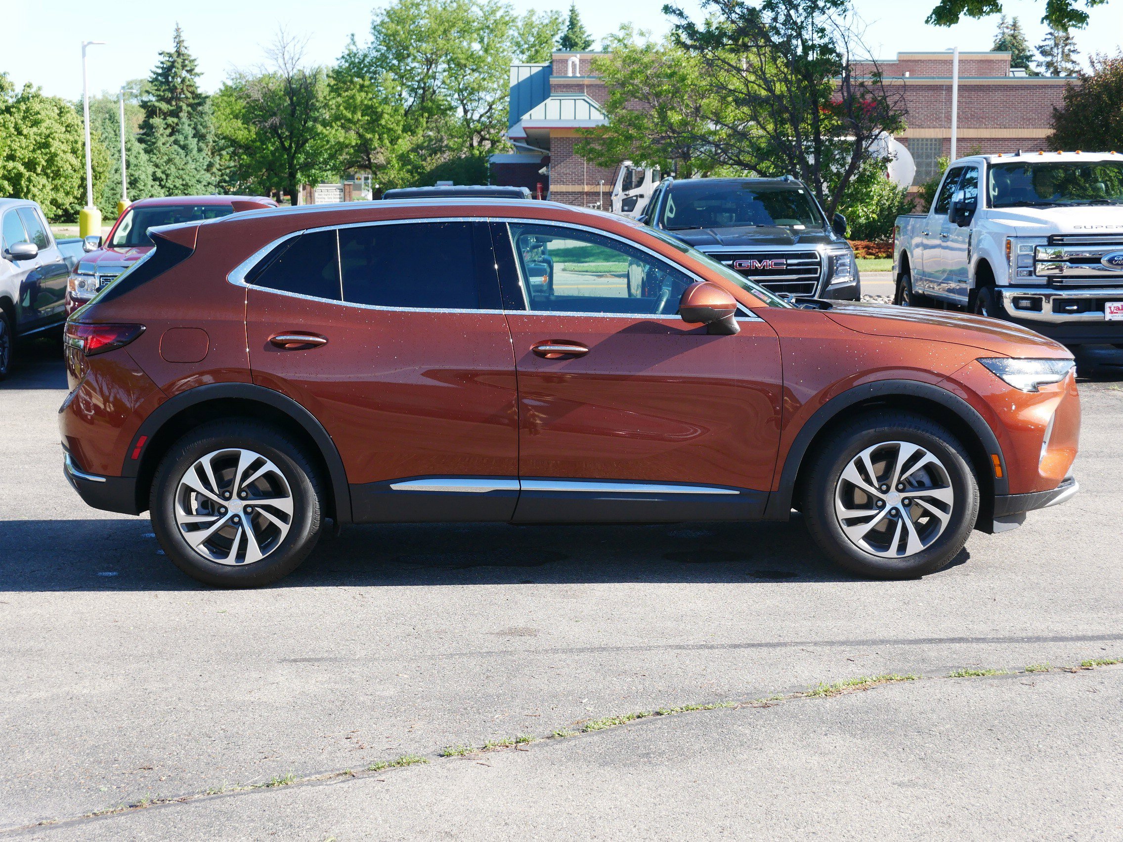 Used 2021 Buick Envision Essence w/ Technology Package I image 10