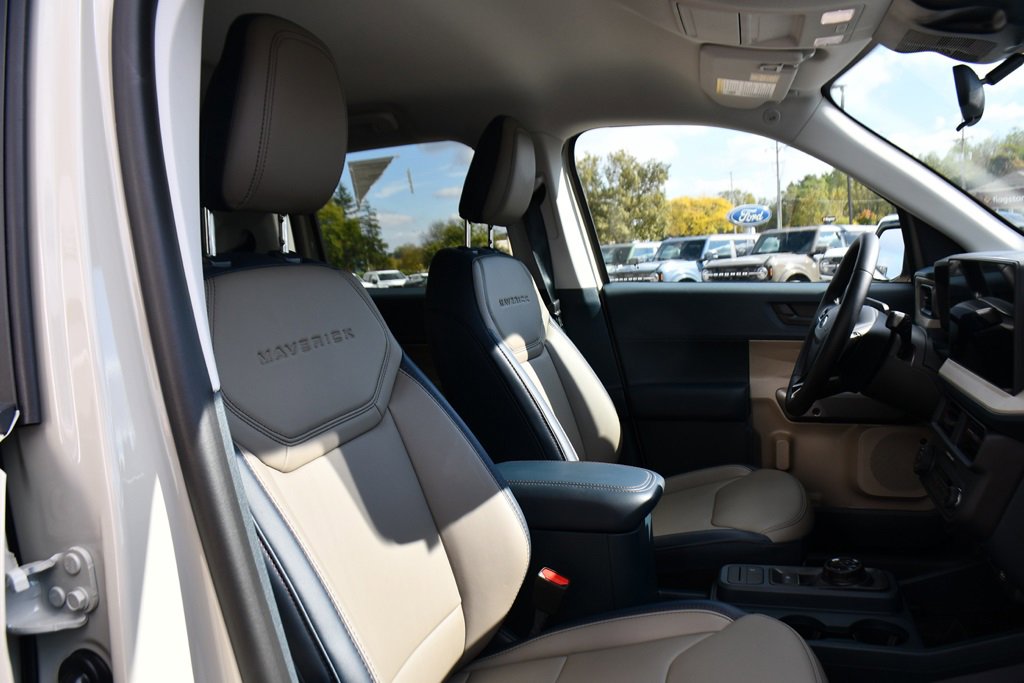 New 2025 Ford Maverick Lariat image 16