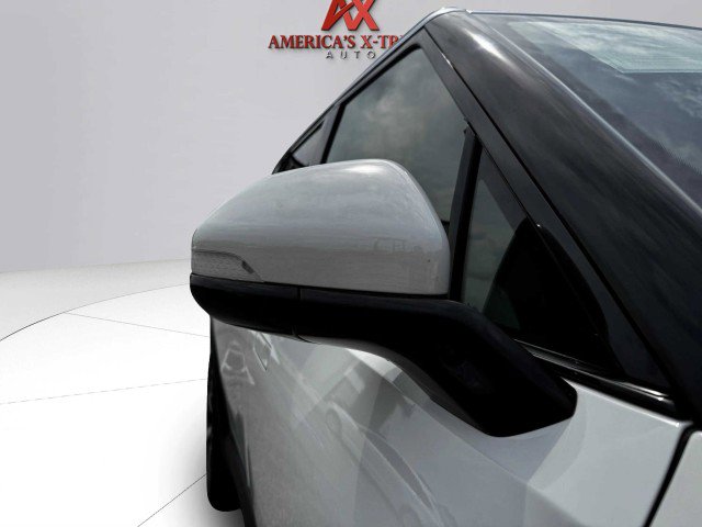 Used 2024 Rivian R1S Adventure image 8