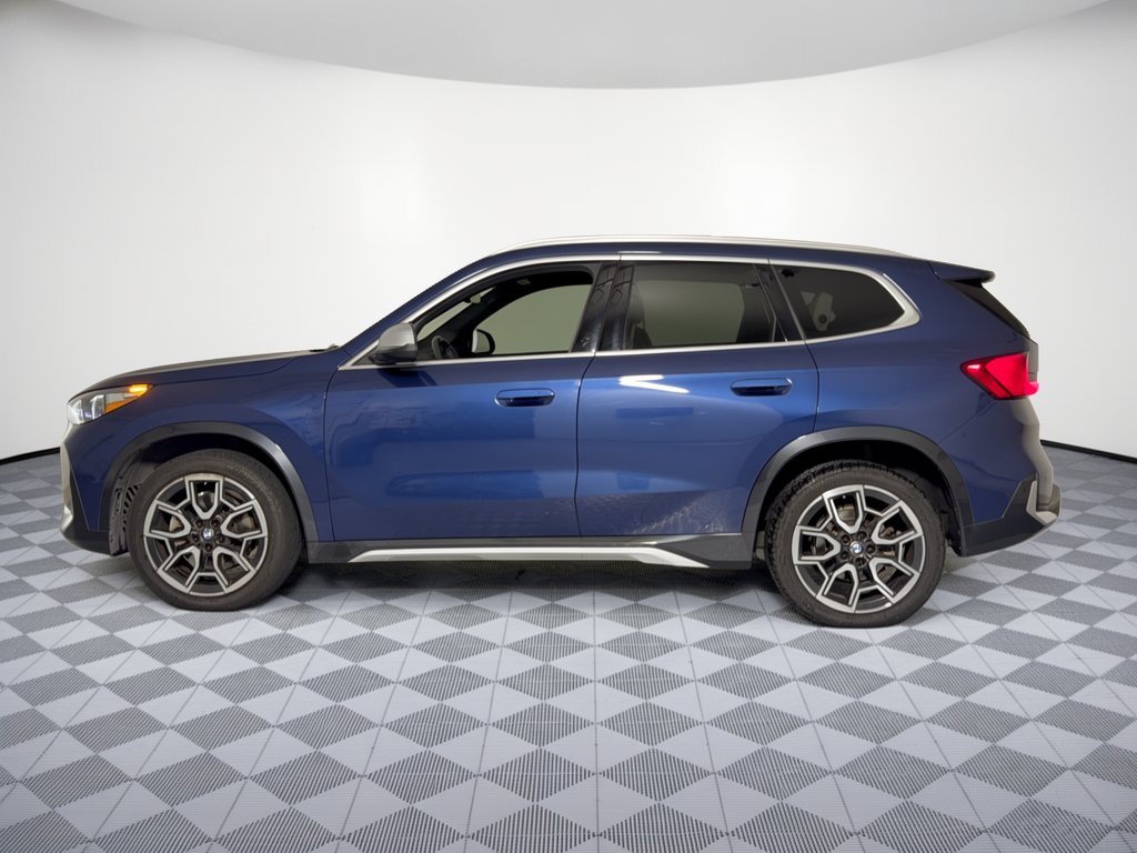 Used 2023 BMW X1 xDrive28i w/ Convenience Package AWD/4WD image 2