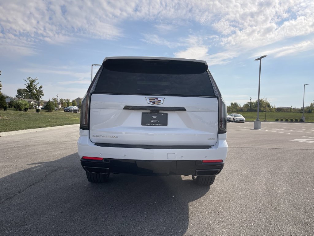 New 2026 Cadillac Escalade ESV Sport w/ Touring Package AWD/4WD image 7
