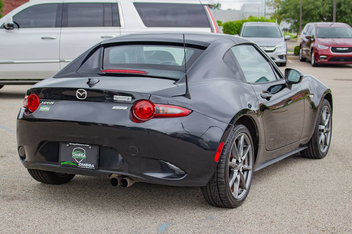 Used 2018 MAZDA MX-5 Miata RF Grand Touring RWD image 9