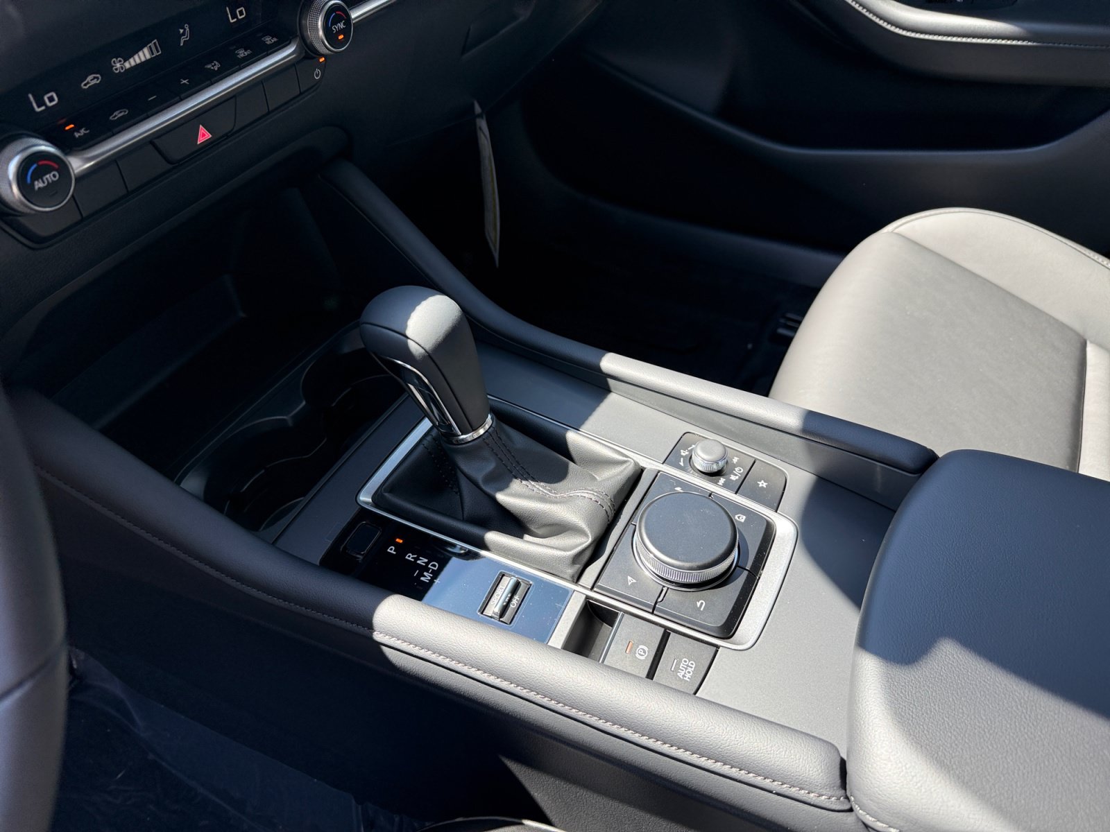 New 2026 MAZDA MAZDA3 s Sport FWD image 13