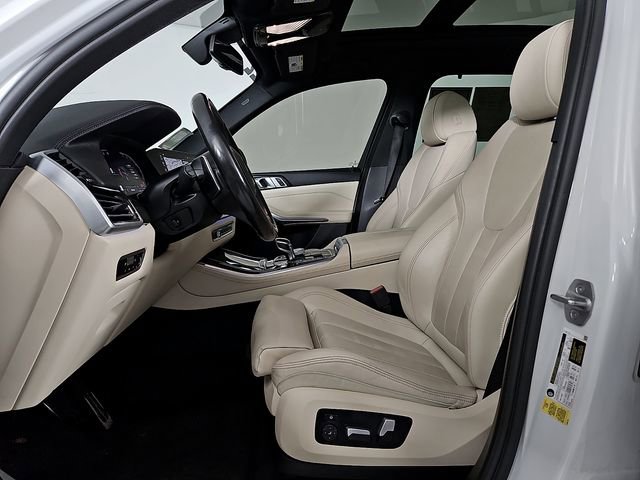 Used 2022 BMW X5 sDrive40i w/ M Sport Package RWD image 14