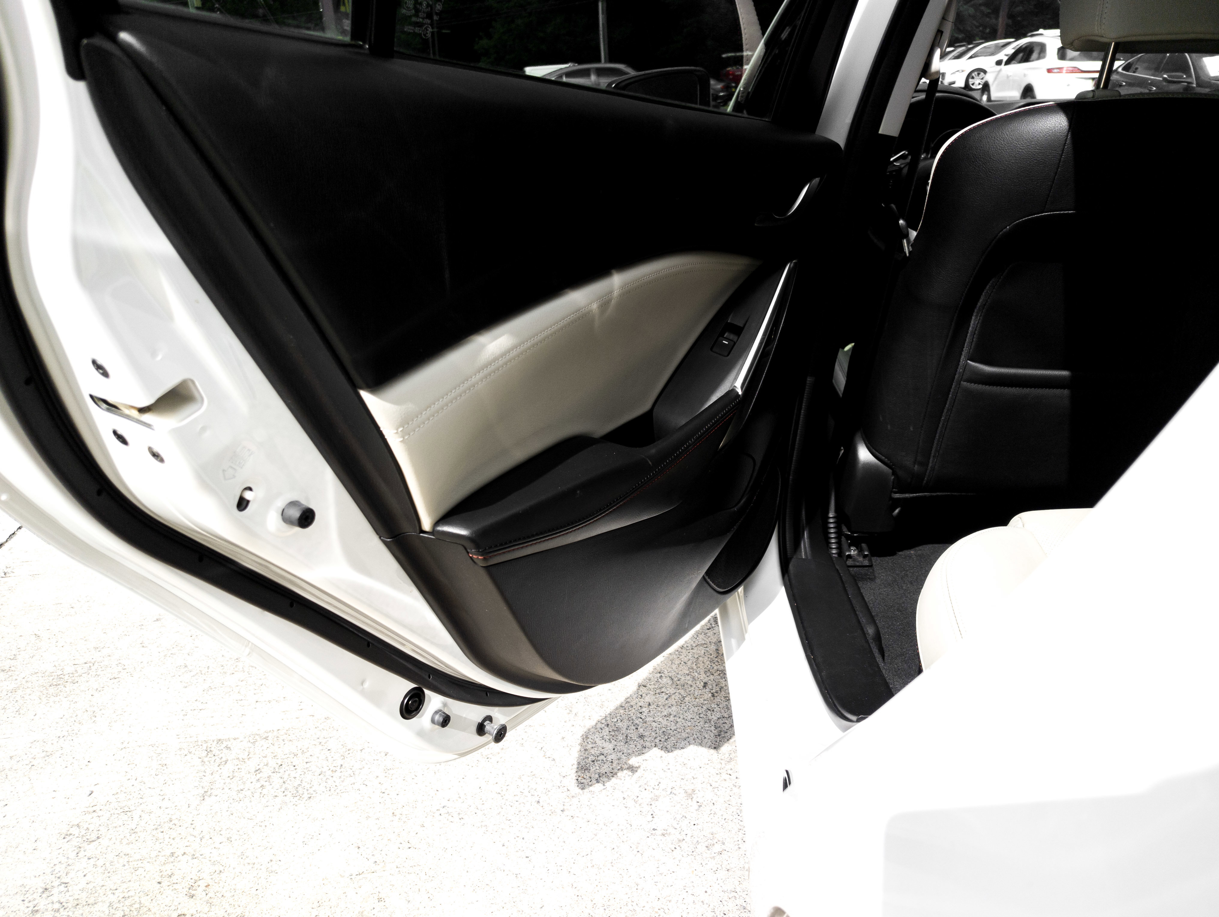 Used 2015 MAZDA MAZDA6 Grand Touring image 18