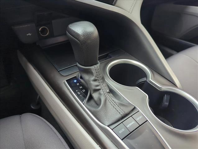 Used 2023 Toyota Camry LE image 4