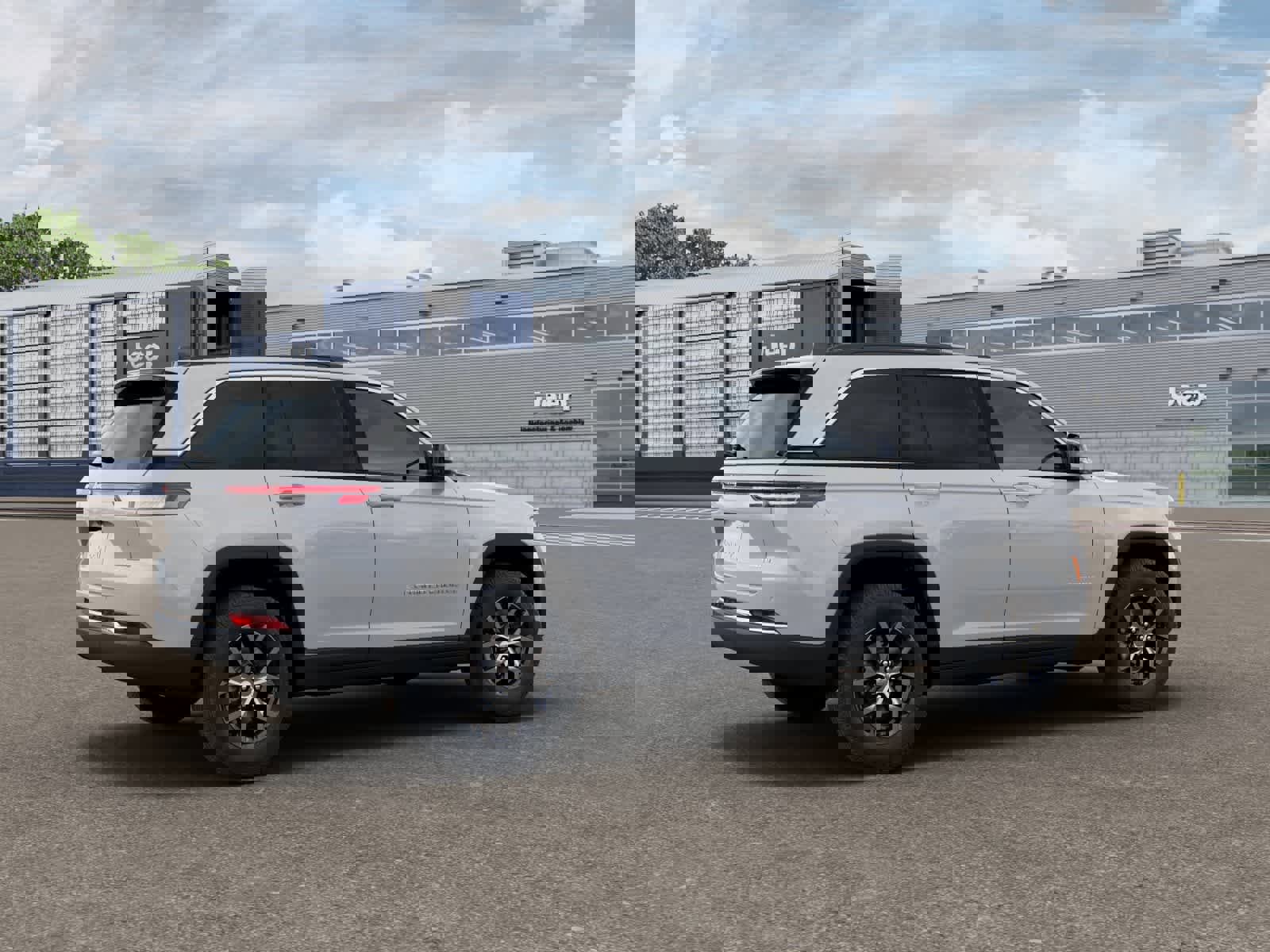 New 2025 Jeep Grand Cherokee Limited image 4