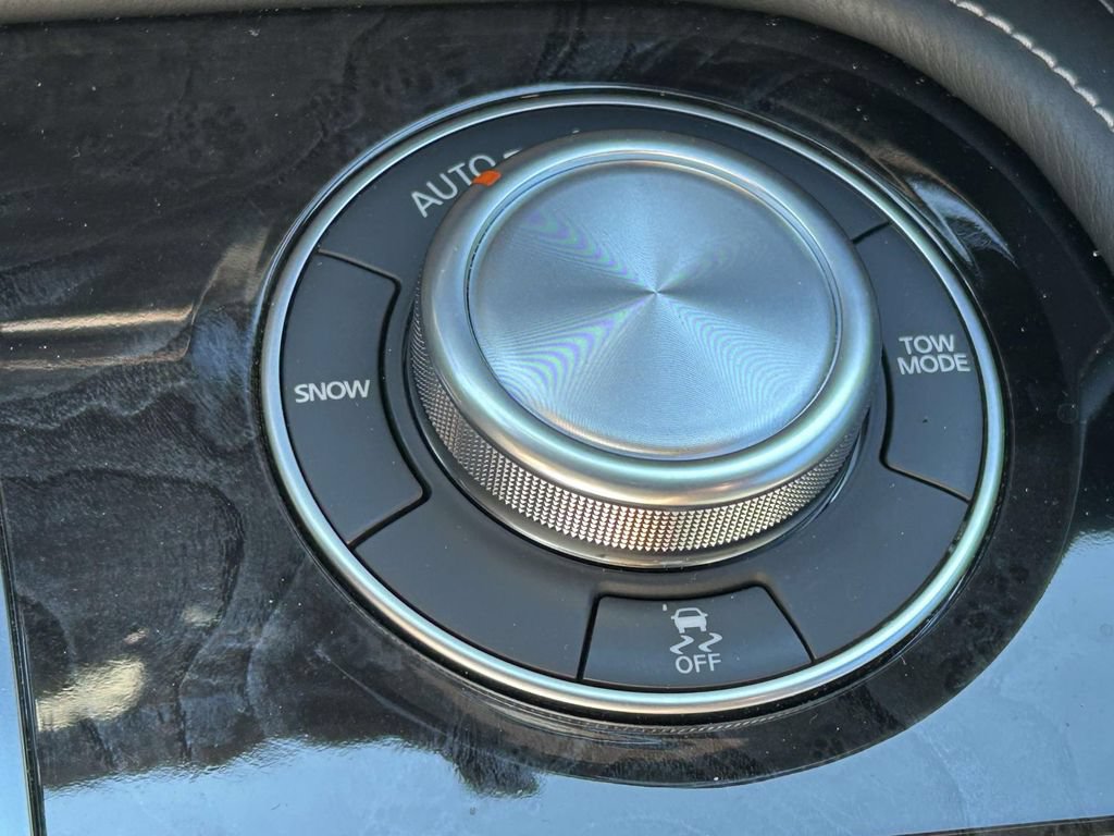 Used 2024 INFINITI QX80 Sensory AWD/4WD image 25