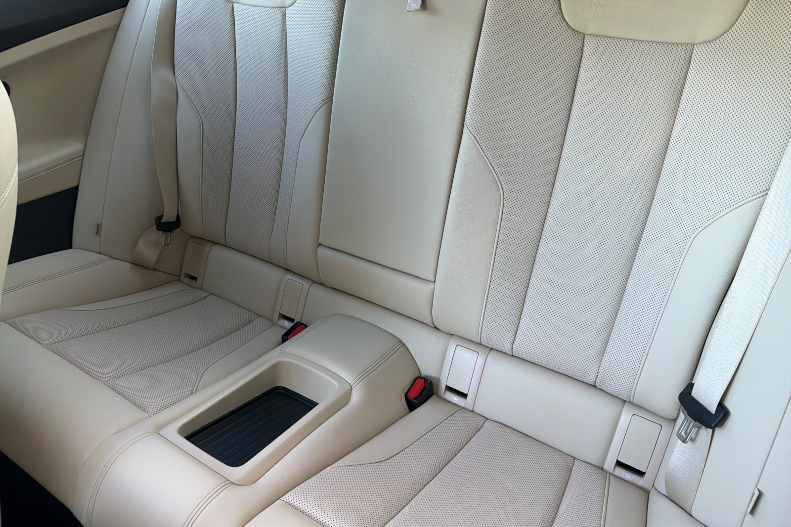 Used 2026 BMW 230i Coupe w/ Convenience Package RWD image 15