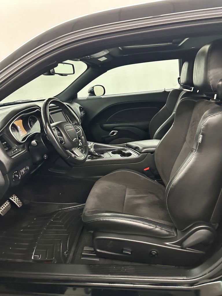 Used 2018 Dodge Challenger SXT Plus image 11