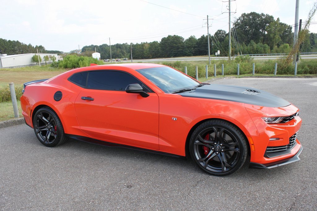 Used 2020 Chevrolet Camaro SS image 12