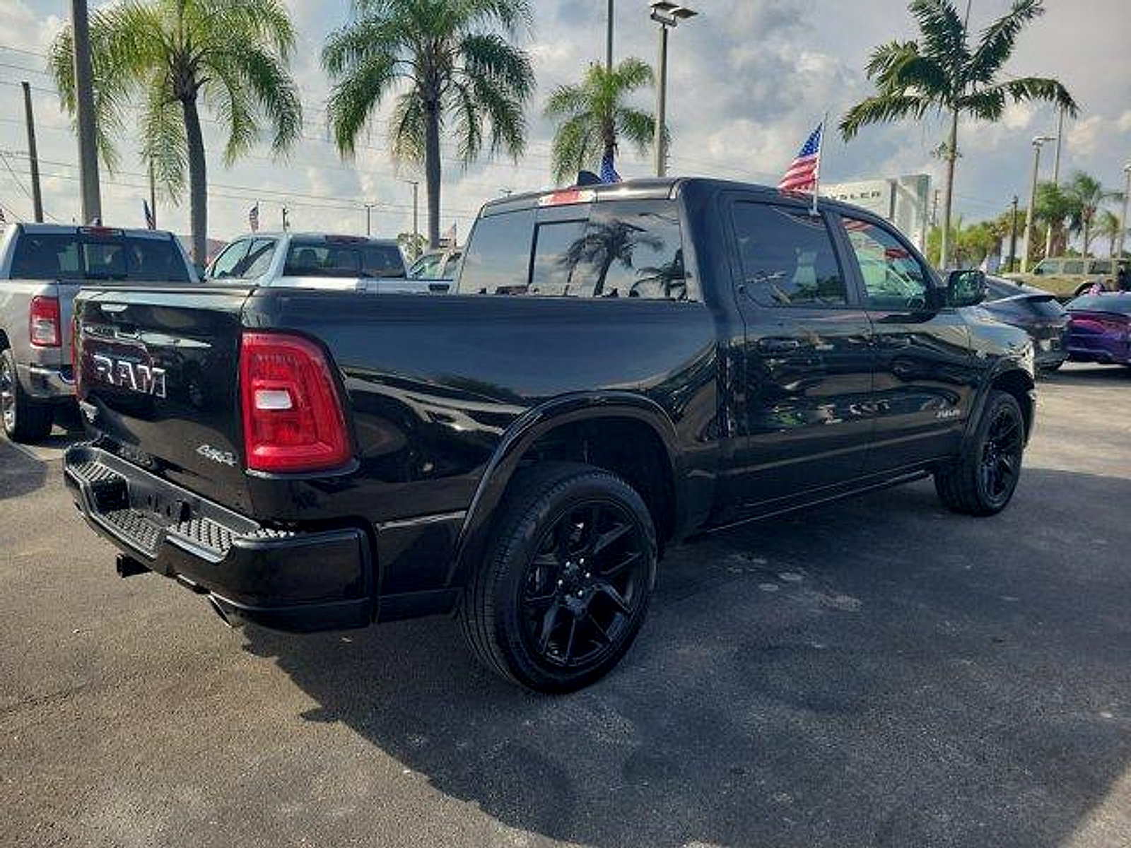 Used 2026 RAM 1500 Laramie w/ Laramie Preferred Package AWD/4WD image 7