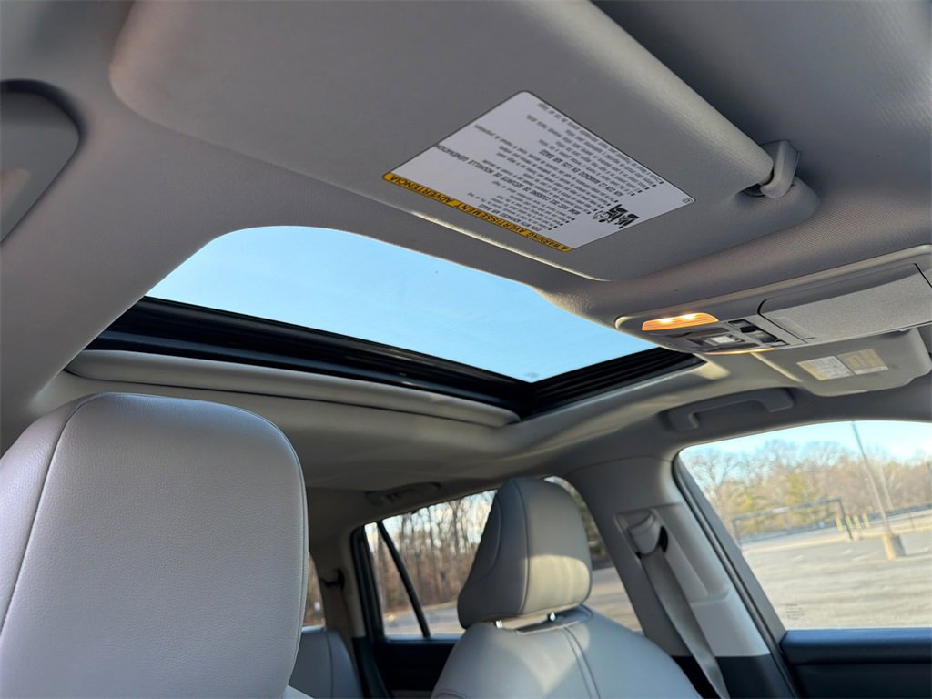 Used 2020 Toyota Highlander XLE image 13