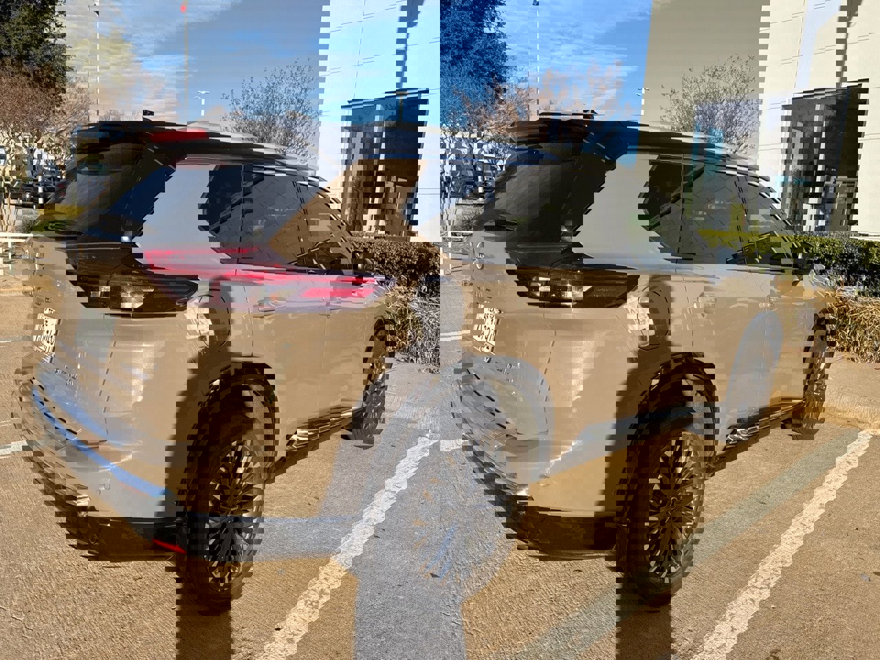 Certified 2024 Nissan Rogue Platinum w/ Platinum Premium Package image 3