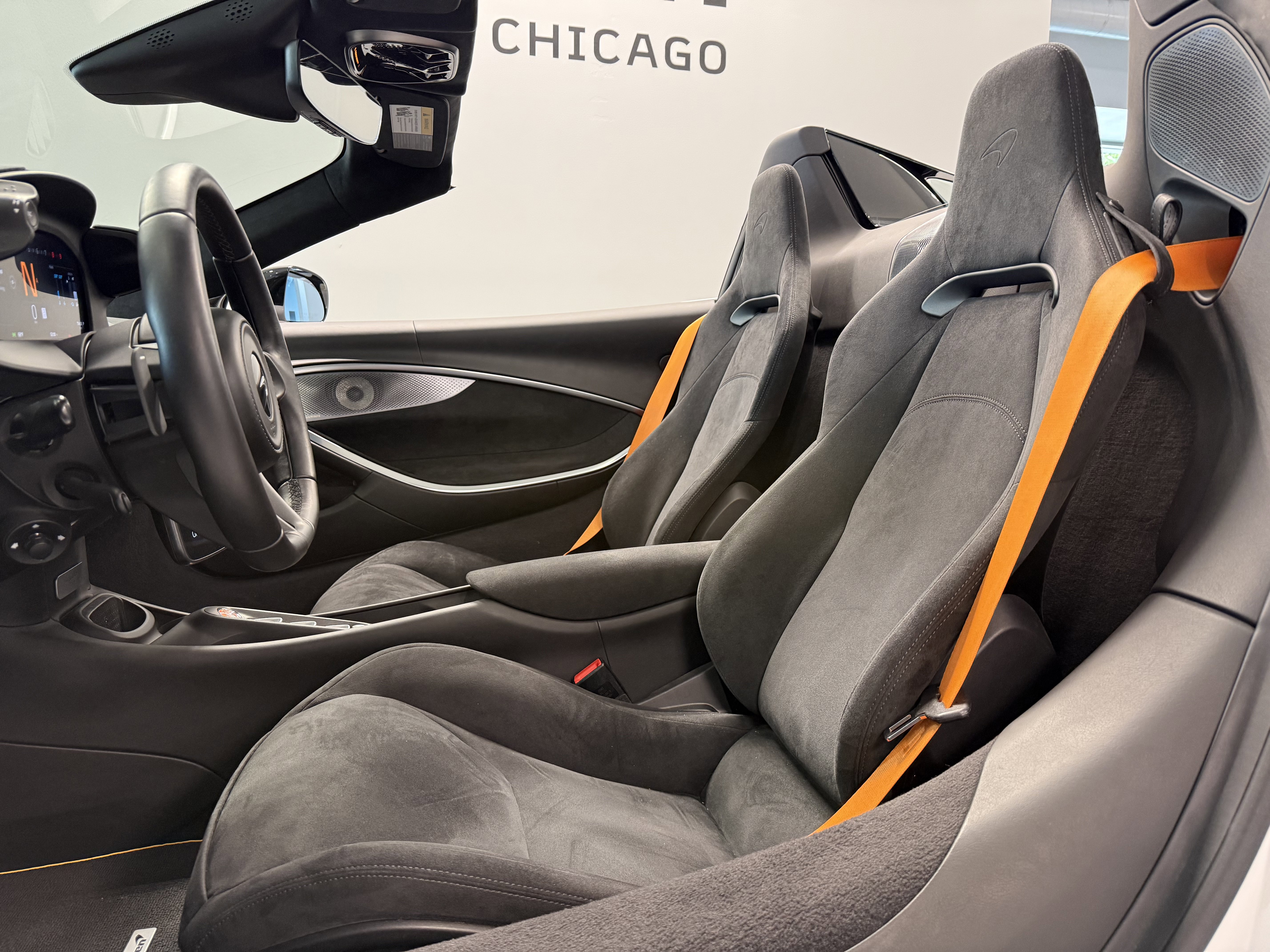 Used 2025 McLaren Artura Spider RWD image 14