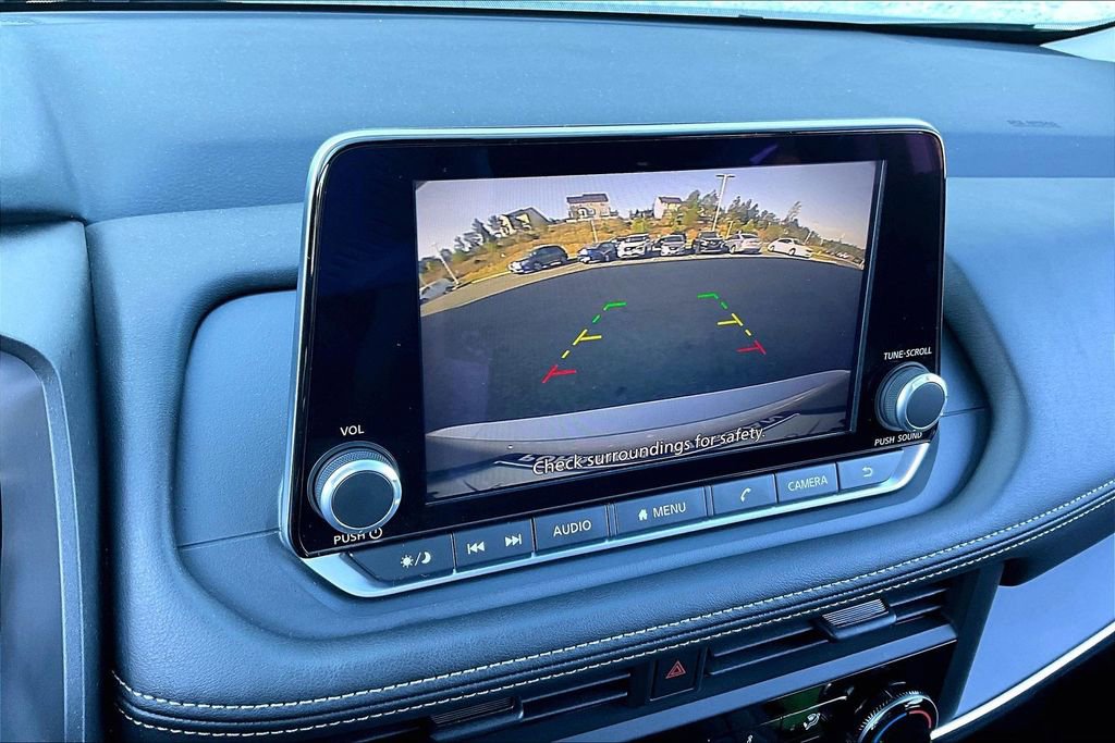 Certified 2025 Nissan Rogue S image 24