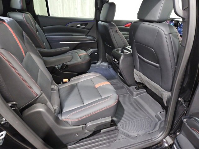 Certified 2025 Chevrolet Traverse RS w/ LPO, Floor Liner Package image 17