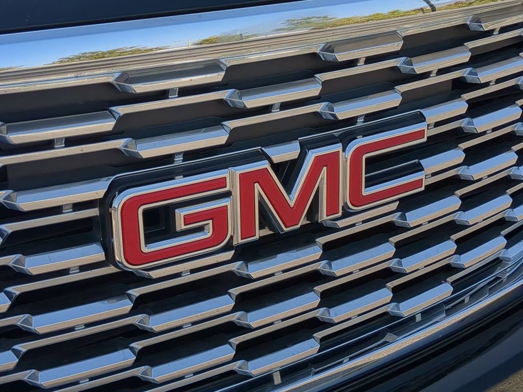 Used 2020 GMC Yukon XL Denali AWD/4WD image 34