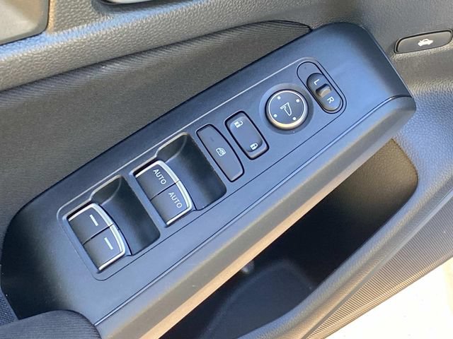 Used 2022 Honda Civic Sport image 12