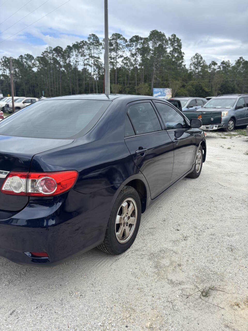 Used 2013 Toyota Corolla L FWD image 7