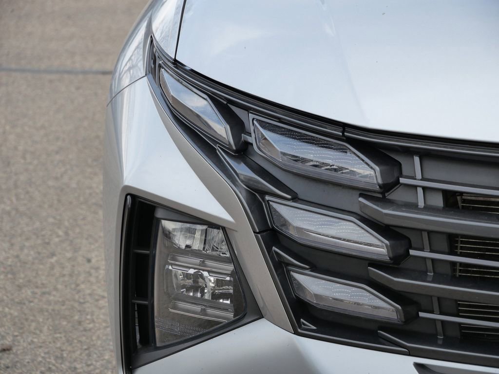 Used 2025 Hyundai Tucson SEL FWD image 3