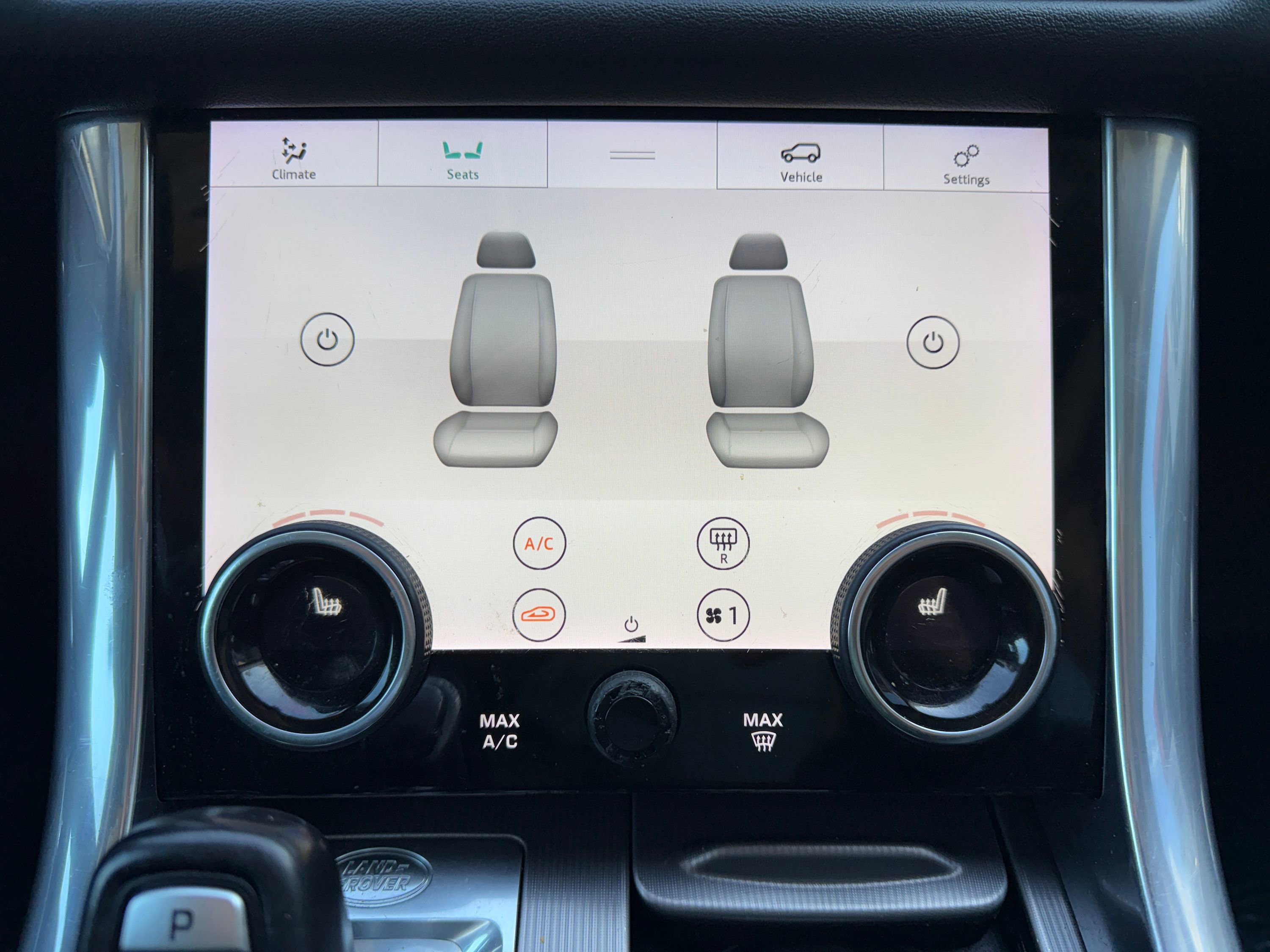 Used 2020 Land Rover Range Rover Sport HSE image 36