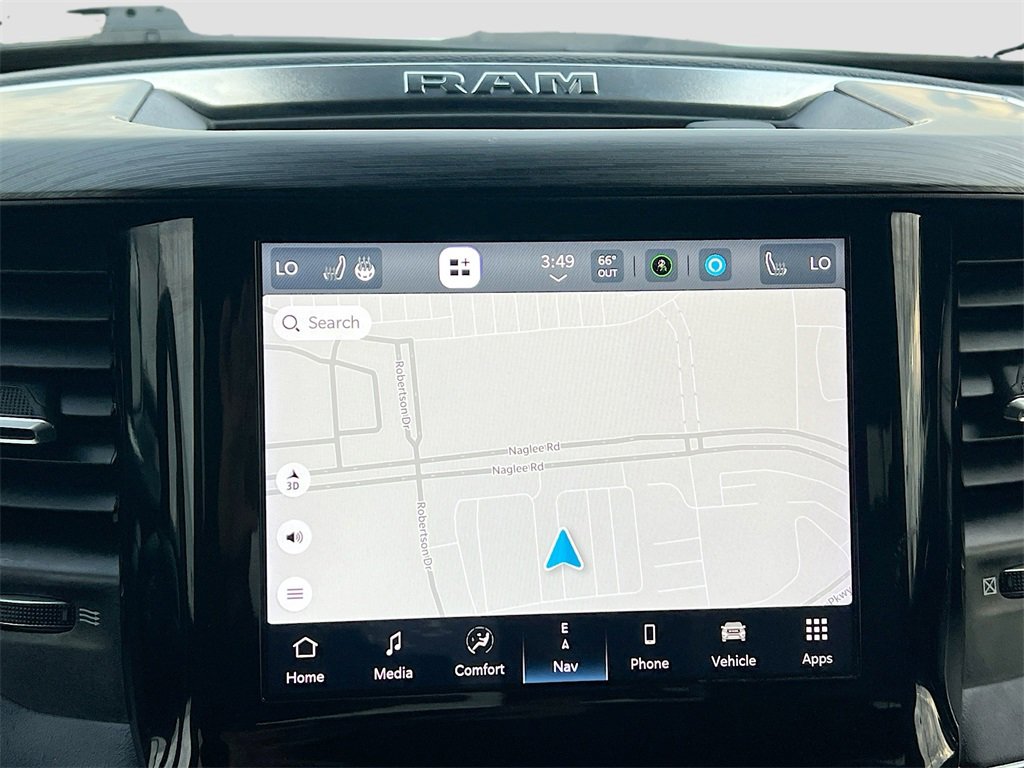 Used 2024 RAM 1500 Laramie image 13