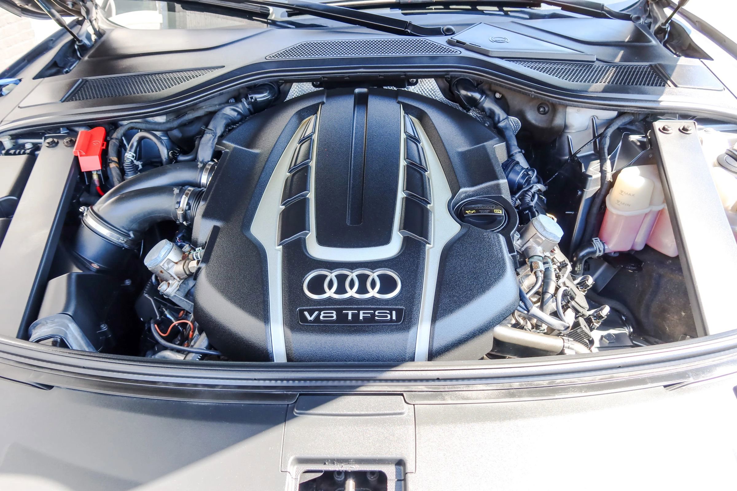 Used 2014 Audi A8 L 4.0T AWD/4WD image 32