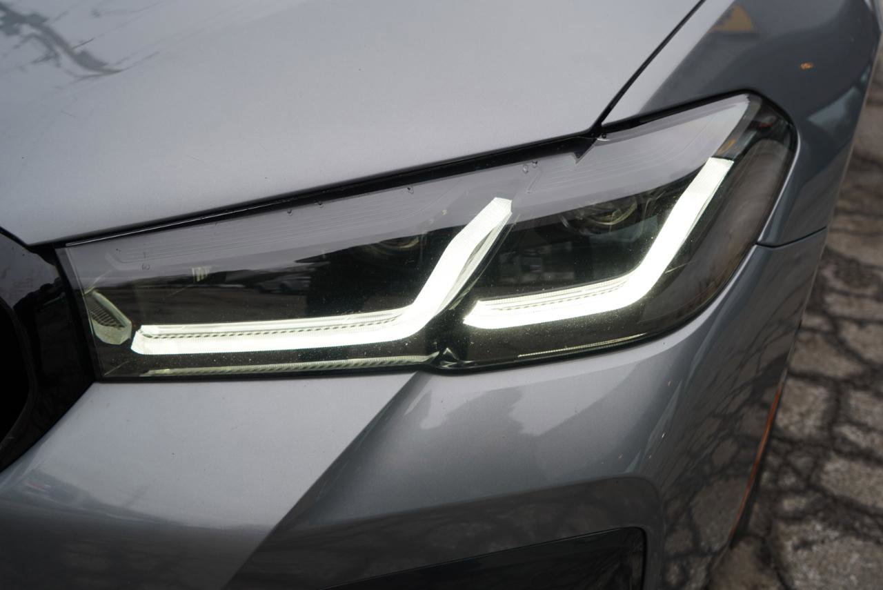 Used 2023 BMW 540i xDrive w/ M Sport Package image 91