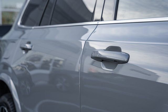 New 2026 Volvo XC90 B6 Plus w/ Protection Package Premier image 15