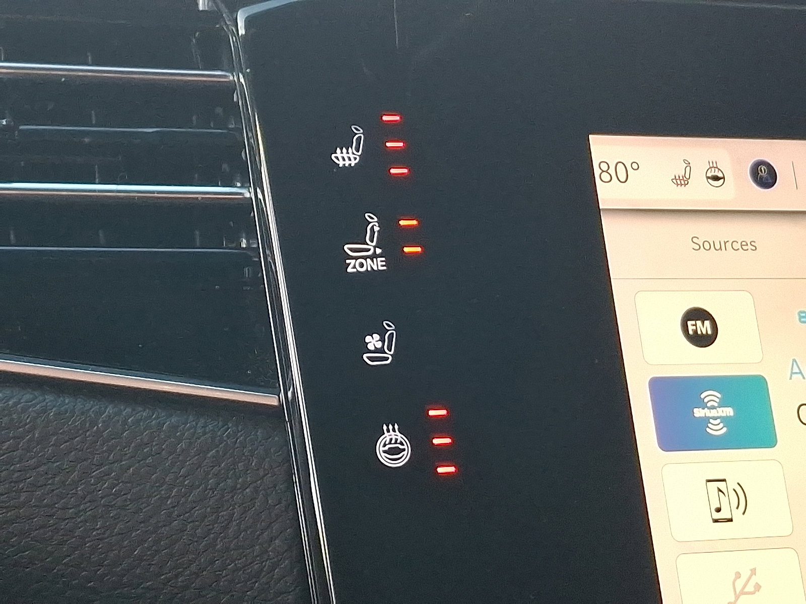 Used 2024 Jeep Wagoneer L Series II w/ Flexible Seating Group image 25