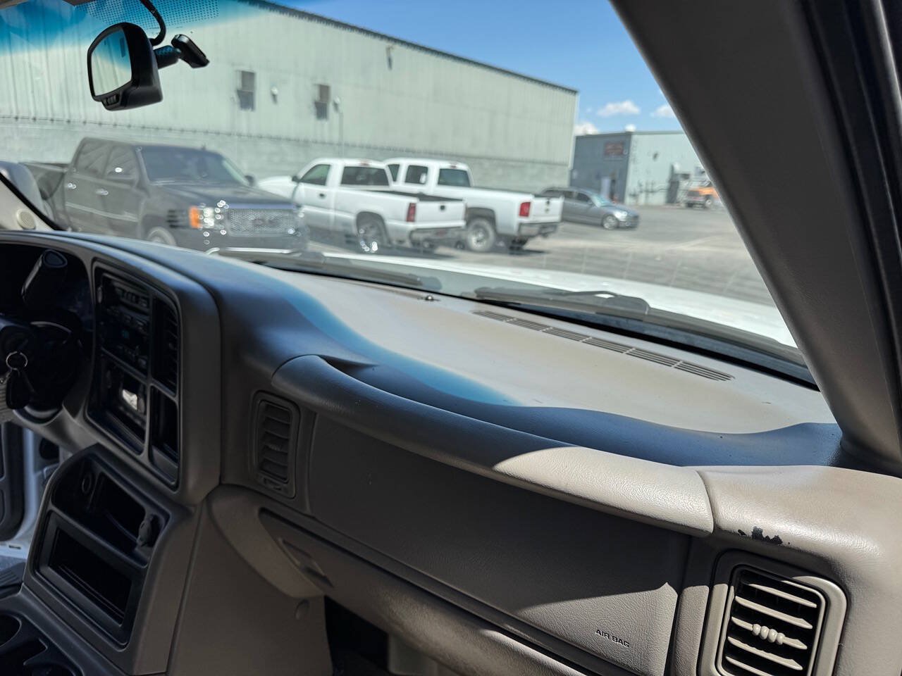 Used 2007 Chevrolet Silverado 2500 LT w/ Heavy-Duty Power Package AWD/4WD image 36